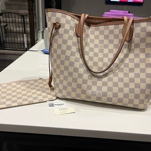 Louis Vuitton Neverfull MM